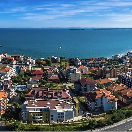 Horizon 3 'б' Apartment *